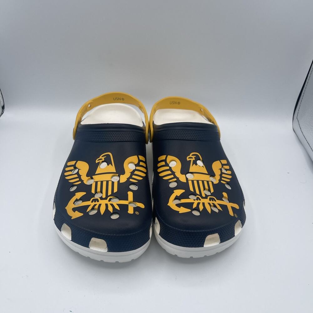 US Navy Crocs‎ Classic Clogs Size 13 Men Navy Gold Mislabled Air Force